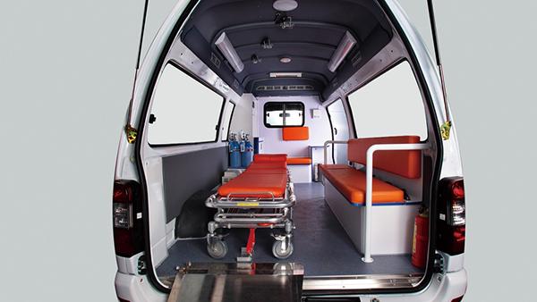 5 Seats Ambulance Van