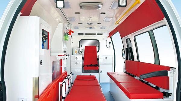 6 Seats Ambulance Van