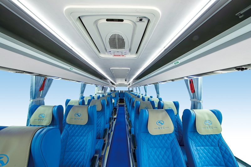 XMQ6128Y Coach large interior