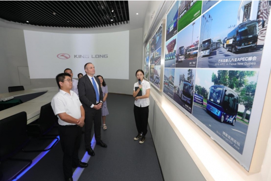 Andrei Andreev, Consul General of the Republic of Belarus Visited Xiamen King Long