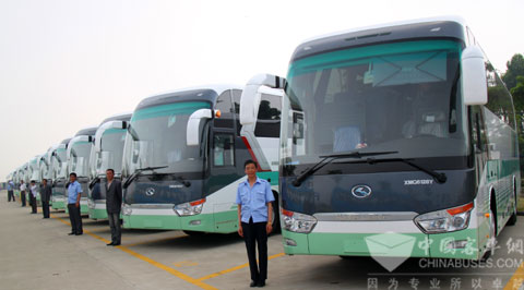 16 Kinglong Luxury Coaches Deliver to Qinghai
