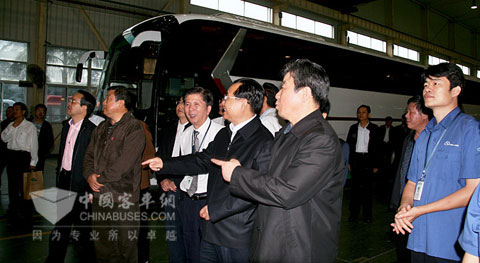 Vice-chairman of CPPCC Visits Kinglong