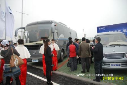 Kinglong Luxury Bus Shows at Tourism Festival